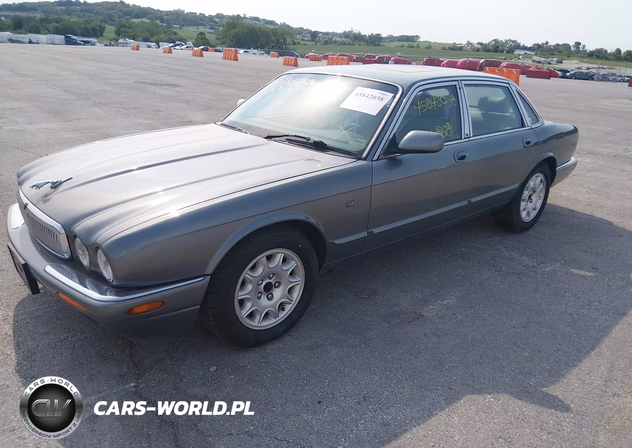 2002 Jaguar Xj8 VIN:SAJDA14C82LF44969 - 2