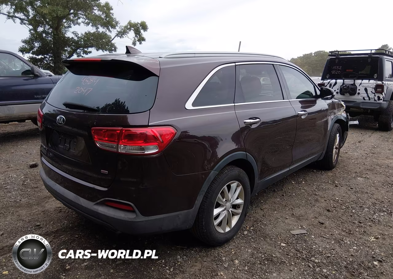2016 Kia Sorento 2.4L Lx VIN:5XYPG4A35GG041917 - 4