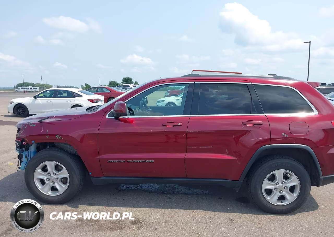2017 Jeep Grand Cherokee Laredo VIN:1C4RJFAG1HC772925 - 15