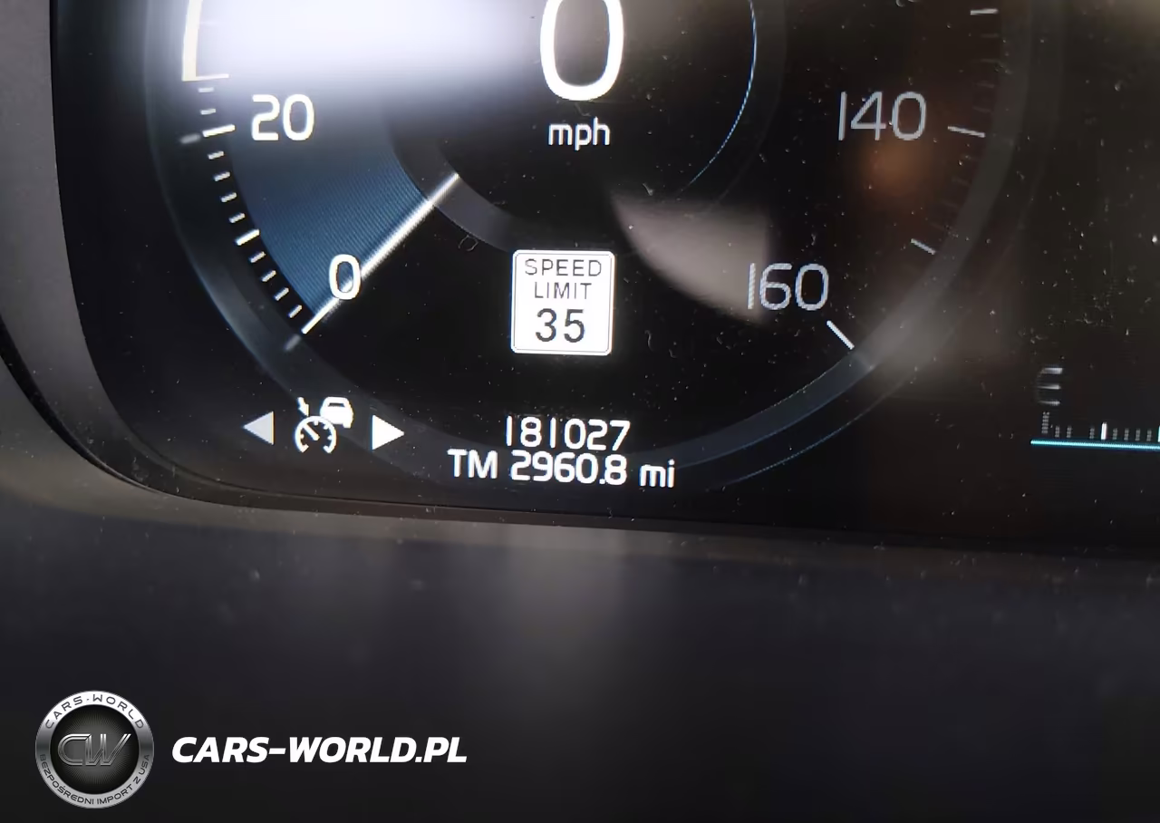 2016 Volvo Xc90 Hybrid T8 Momentum VIN:YV4BC0PK0G1053063 - 15