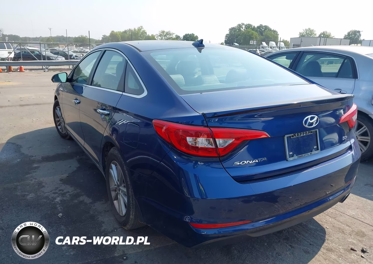 2015 Hyundai Sonata Eco VIN:5NPE24AA6FH152701 - 3
