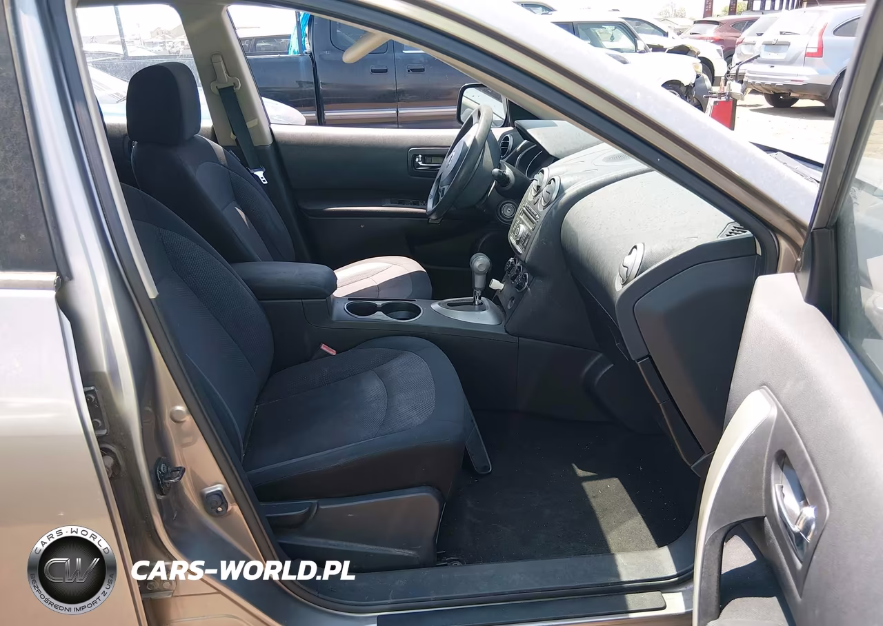 2011 Nissan Rogue S VIN:JN8AS5MT5BW570810 - 5