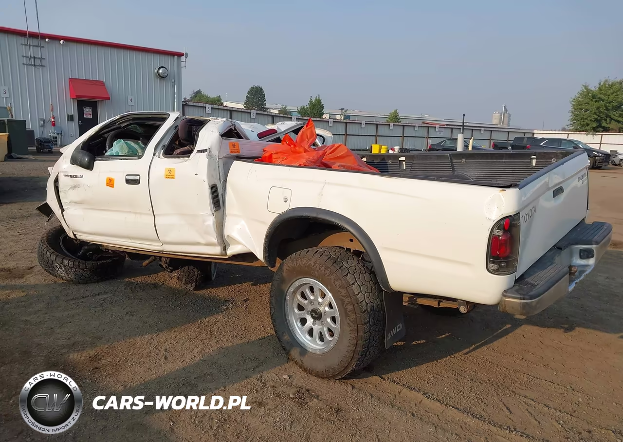 1999 Toyota Tacoma VIN:4TAWN72N7XZ493125 - 3