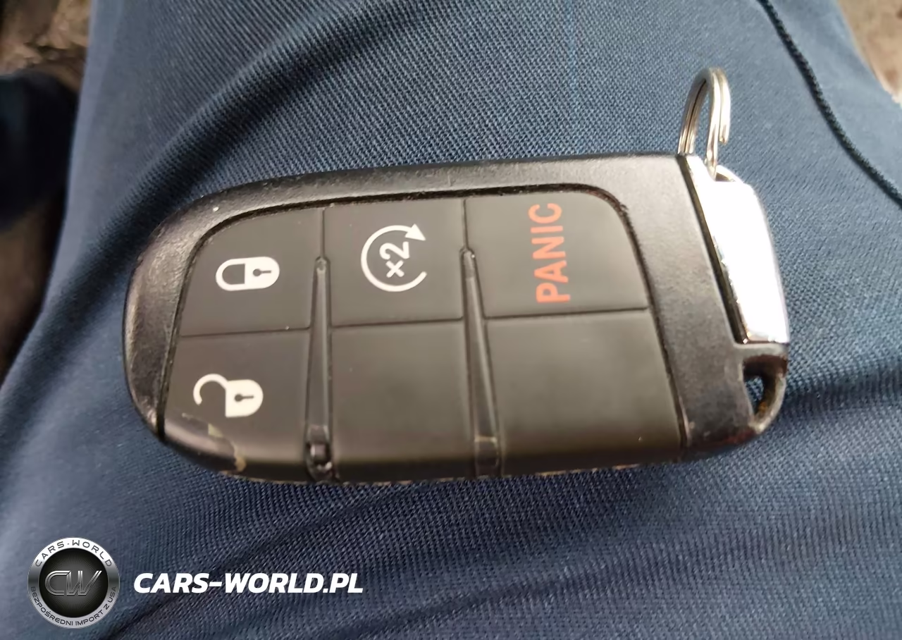 2020 Jeep Compass Latitude 4X4 VIN:3C4NJDBB2LT153947 - 11