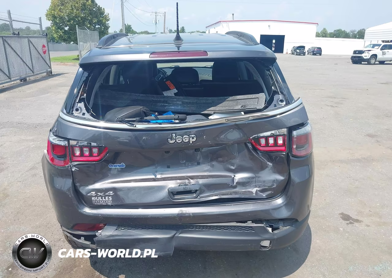 2020 Jeep Compass Latitude 4X4 VIN:3C4NJDBB2LT153947 - 16