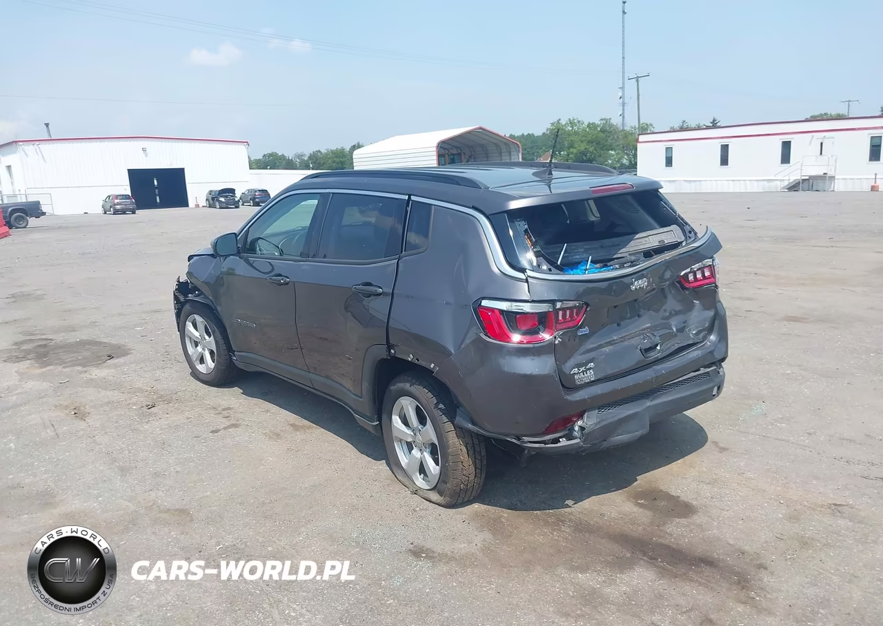 2020 Jeep Compass Latitude 4X4 VIN:3C4NJDBB2LT153947 - 3