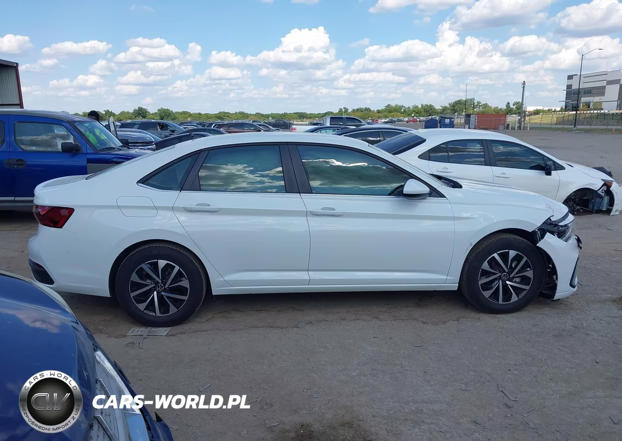 2026 Volkswagen Jetta S VIN:3VW5W7BU9TM028357 - 13
