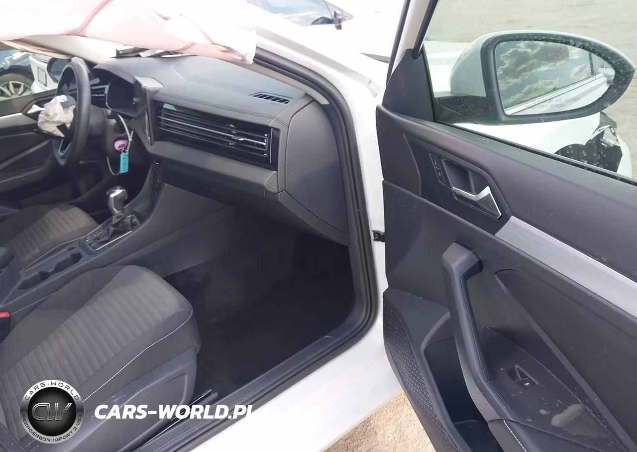 2026 Volkswagen Jetta S VIN:3VW5W7BU9TM028357 - 5