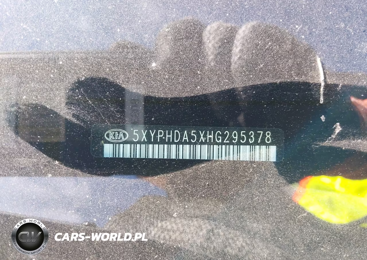 2017 Kia Sorento 3.3L Ex VIN:5XYPHDA5XHG295378 - 9