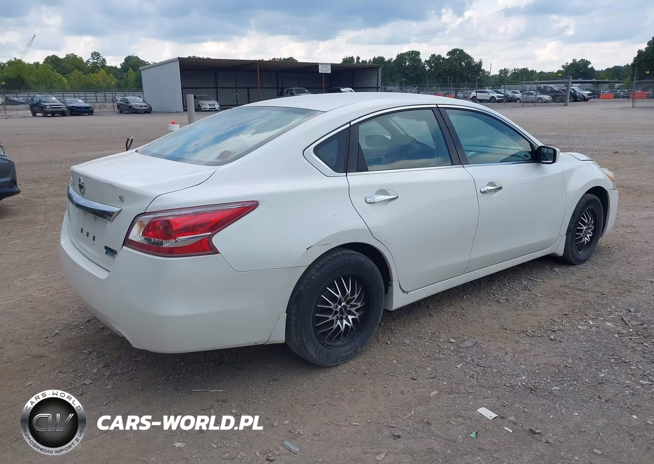 2013 Nissan Altima 2.5 S VIN:1N4AL3AP2DC125150 - 4