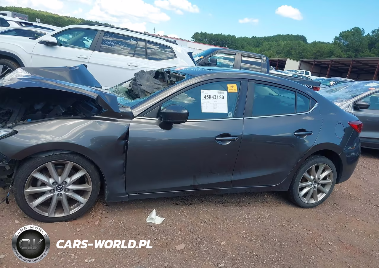 2017 Mazda Mazda3 Touring VIN:3MZBN1V79HM147199 - 13