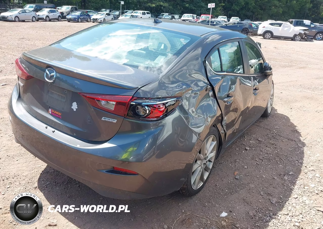 2017 Mazda Mazda3 Touring VIN:3MZBN1V79HM147199 - 4