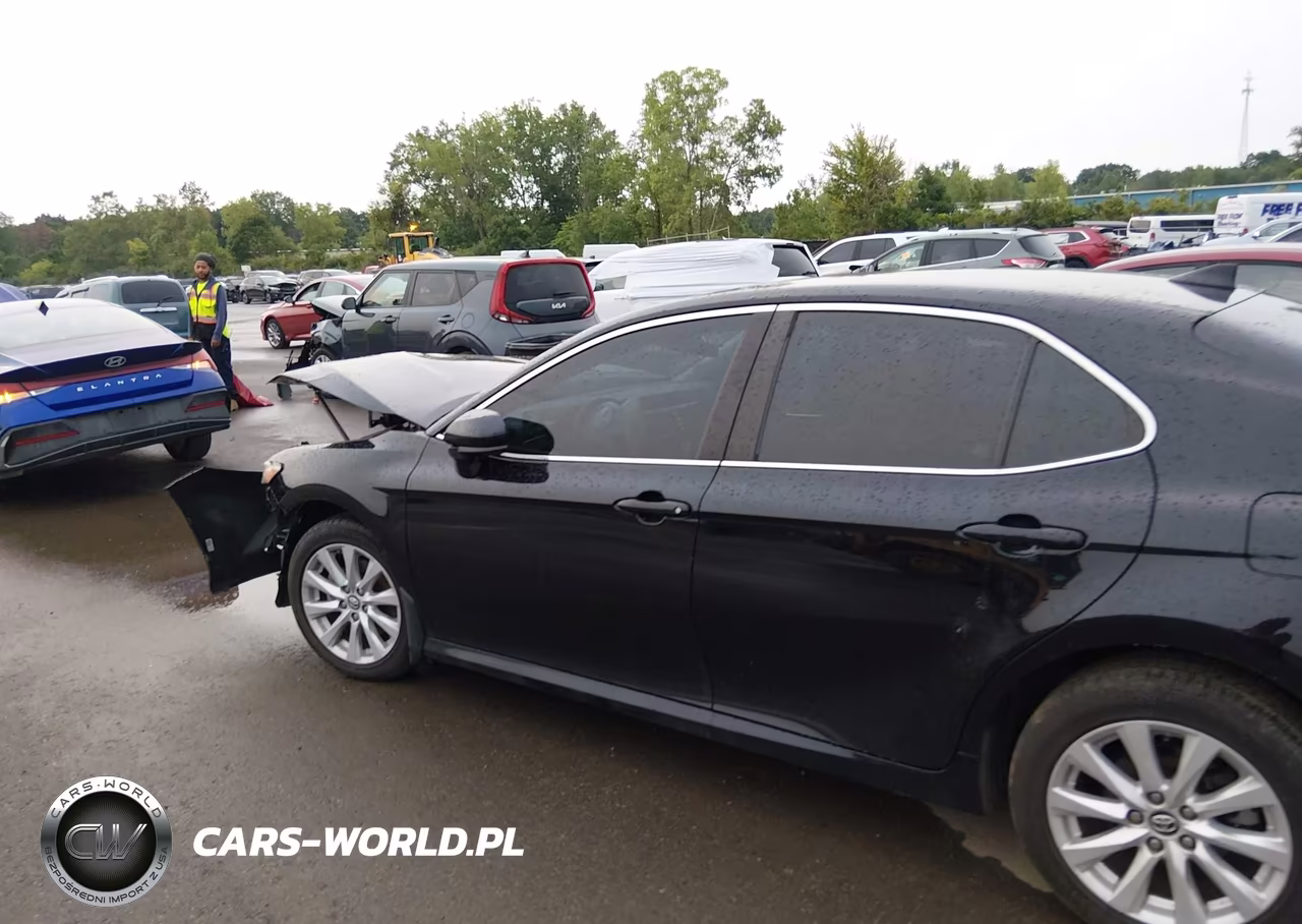 2019 Toyota Camry Le VIN:4T1B11HK2KU760729 - 13