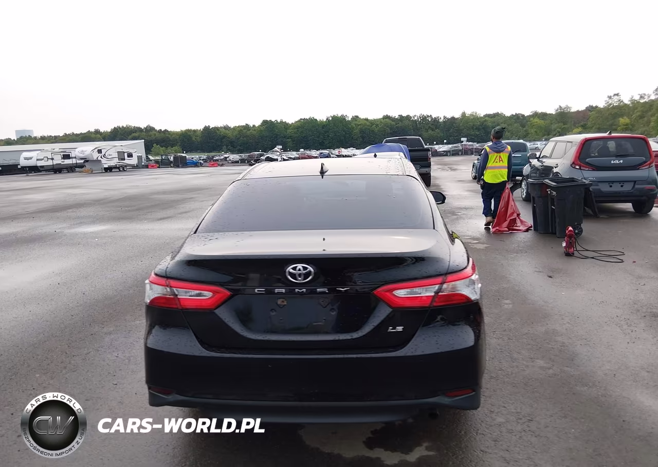 2019 Toyota Camry Le VIN:4T1B11HK2KU760729 - 15
