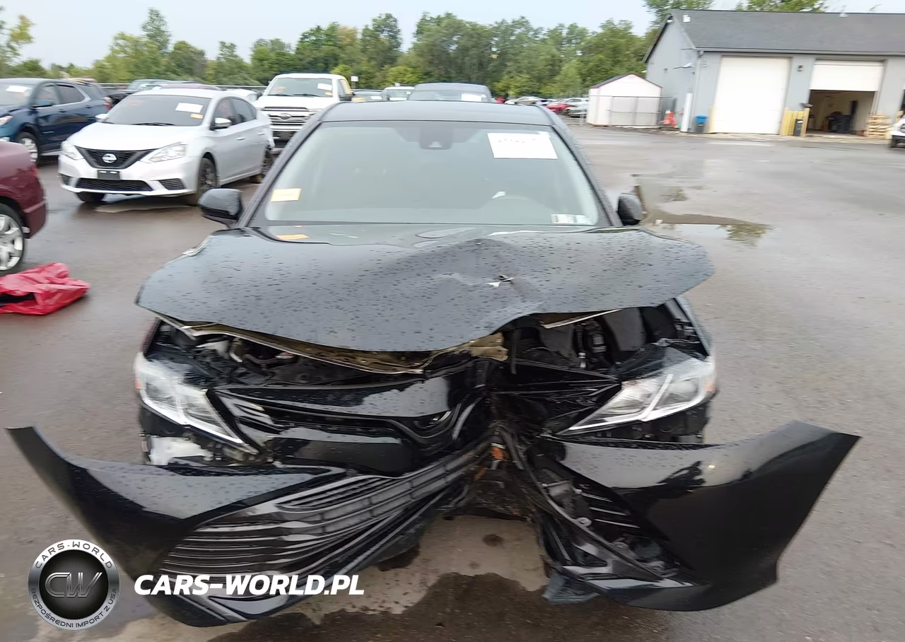 2019 Toyota Camry Le VIN:4T1B11HK2KU760729 - 5