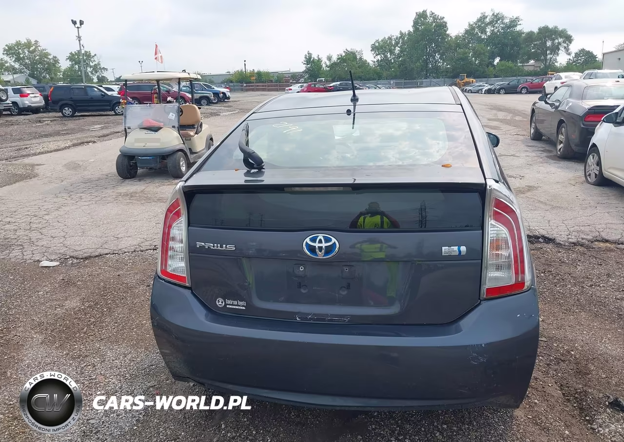 2012 Toyota Prius Two VIN:JTDKN3DU7C5477184 - 16
