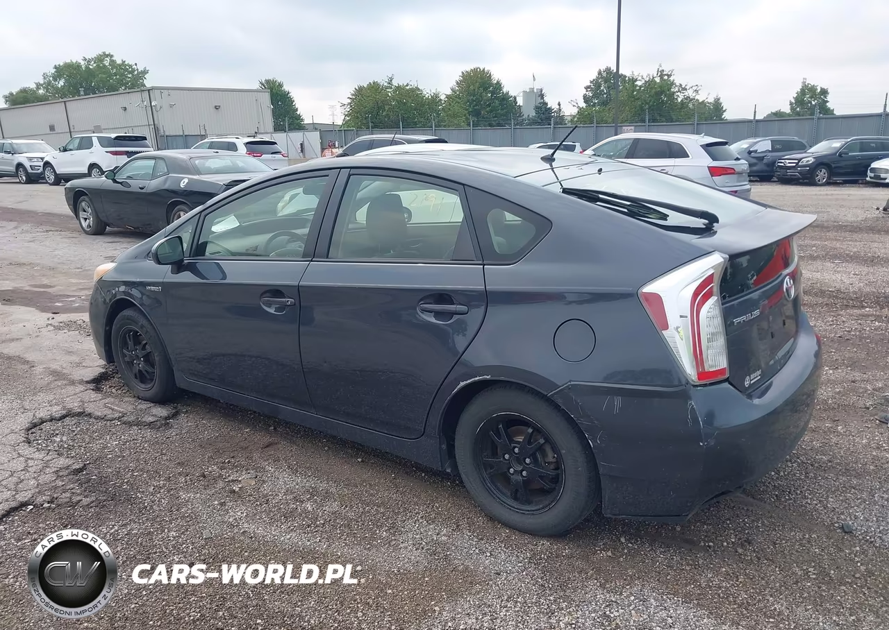 2012 Toyota Prius Two VIN:JTDKN3DU7C5477184 - 3