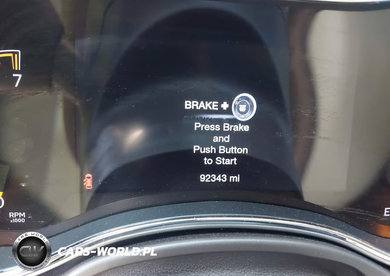 2019 Jeep Grand Cherokee Overland 4X4 VIN:1C4RJFCG2KC736553 - 14