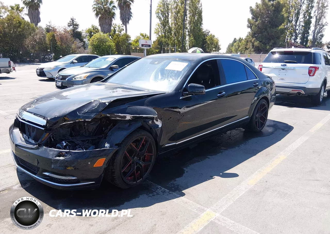 2010 Mercedes-Benz S 550 VIN:WDDNG7BB7AA328798 - 2
