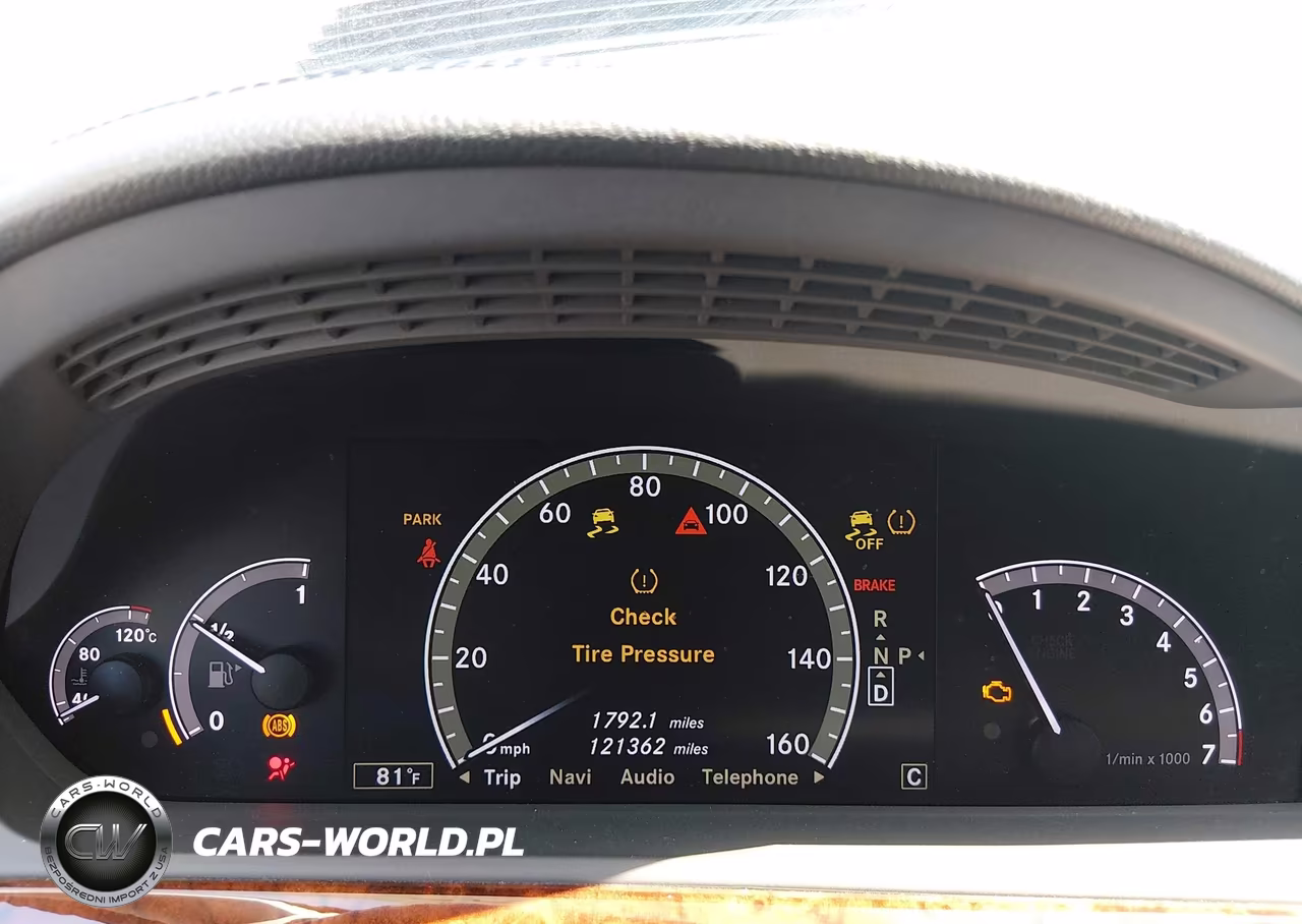 2010 Mercedes-Benz S 550 VIN:WDDNG7BB7AA328798 - 7