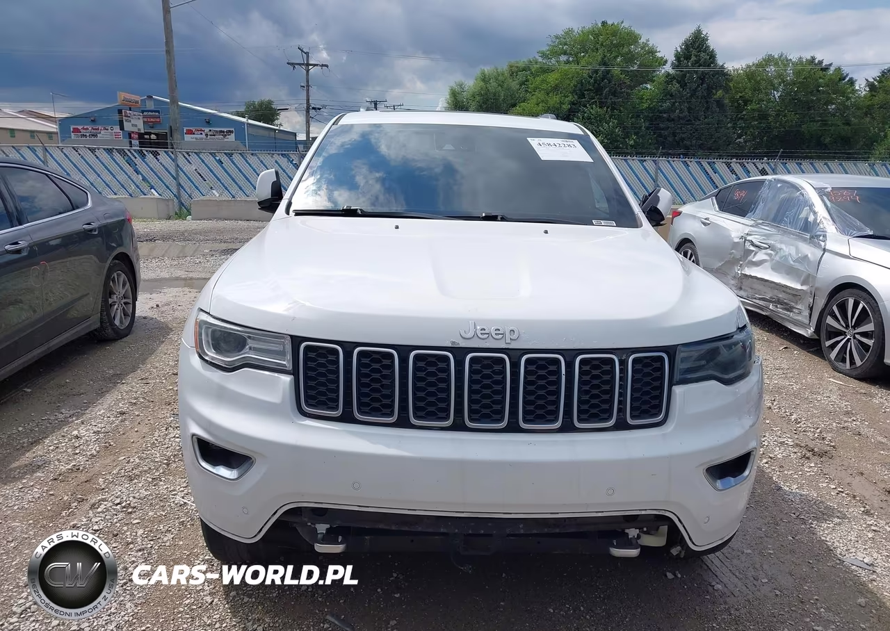 2018 Jeep Grand Cherokee Sterling Edition 4X4 VIN:1C4RJFBM3JC374142 - 12