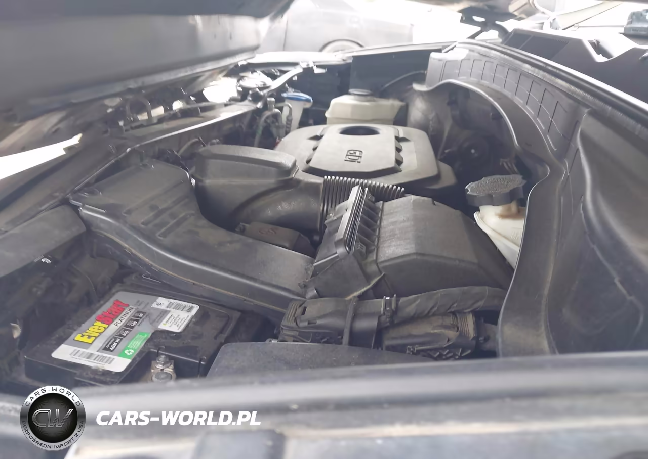 2018 Hyundai Santa Fe Sport 2.4L VIN:5NMZT3LB7JH085921 - 10