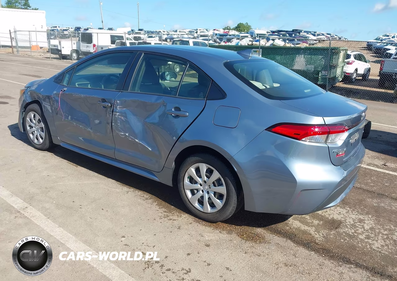 2020 Toyota Corolla Le VIN:JTDEPRAE5LJ111819 - 3