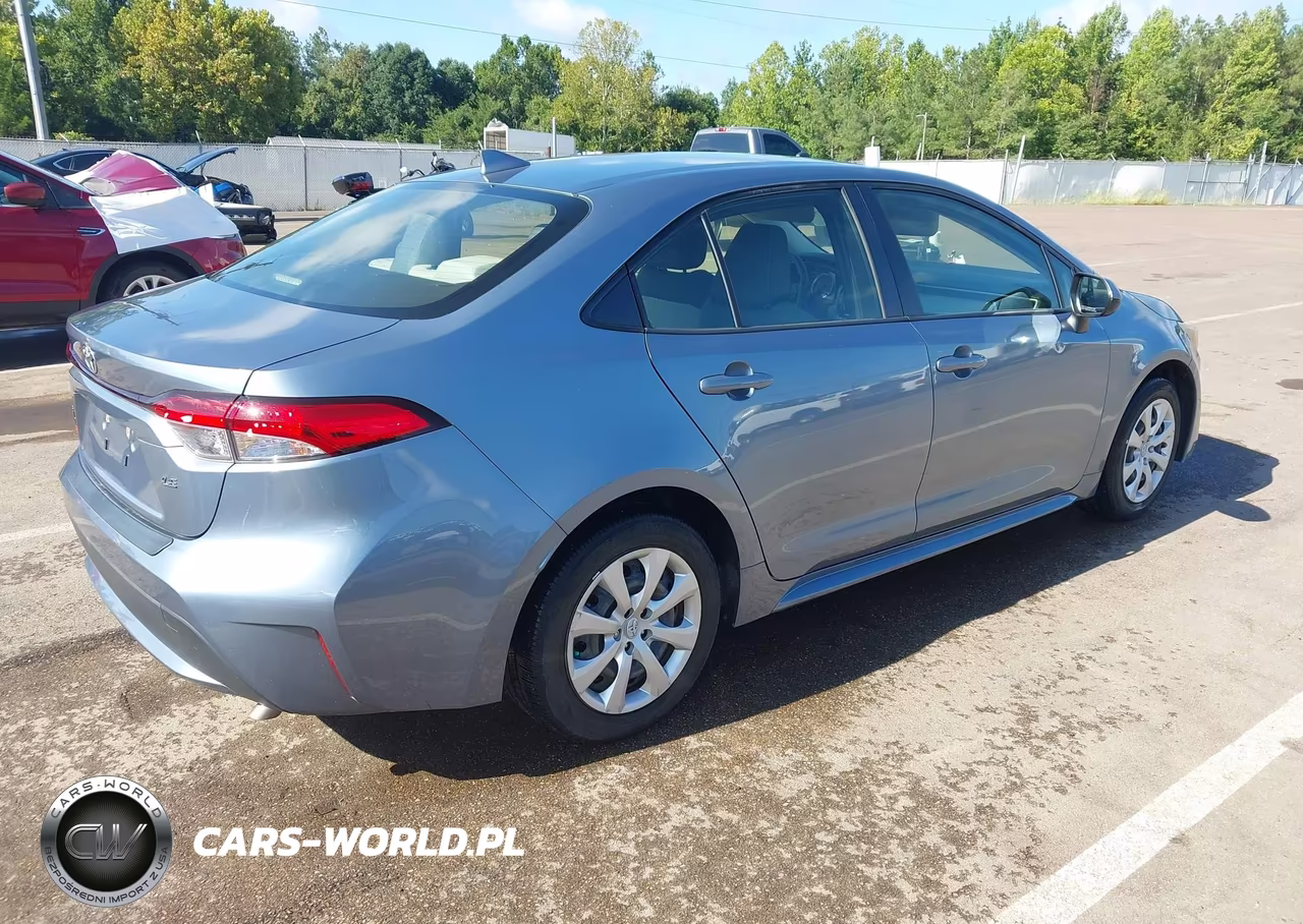 2020 Toyota Corolla Le VIN:JTDEPRAE5LJ111819 - 4