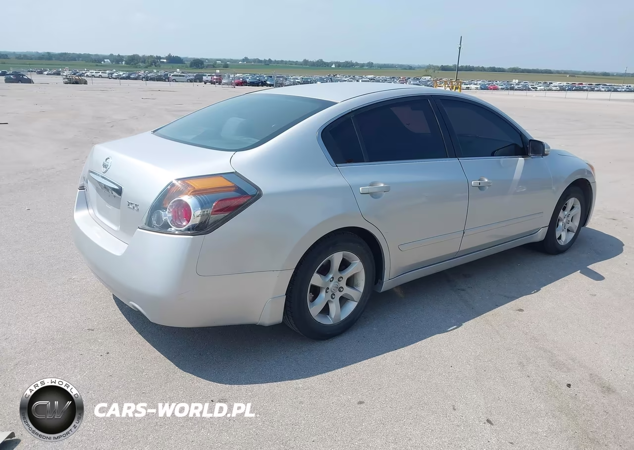 2011 Nissan Altima 2.5 S VIN:1N4AL2APXBC151745 - 4