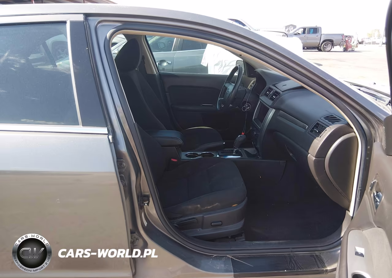 2010 Ford Fusion Hybrid VIN:3FADP0L36AR298418 - 5