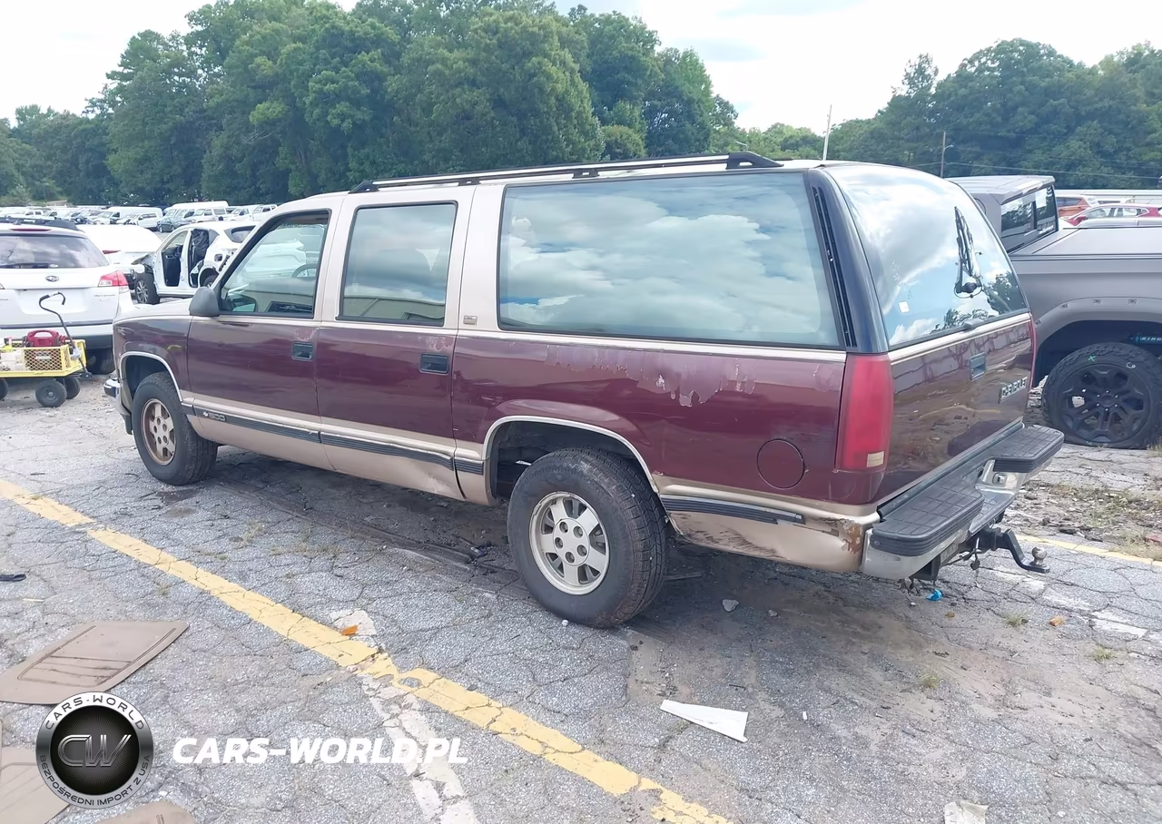 1993 Chevrolet Suburban C1500 VIN:1GNEC16K2PJ396066 - 3