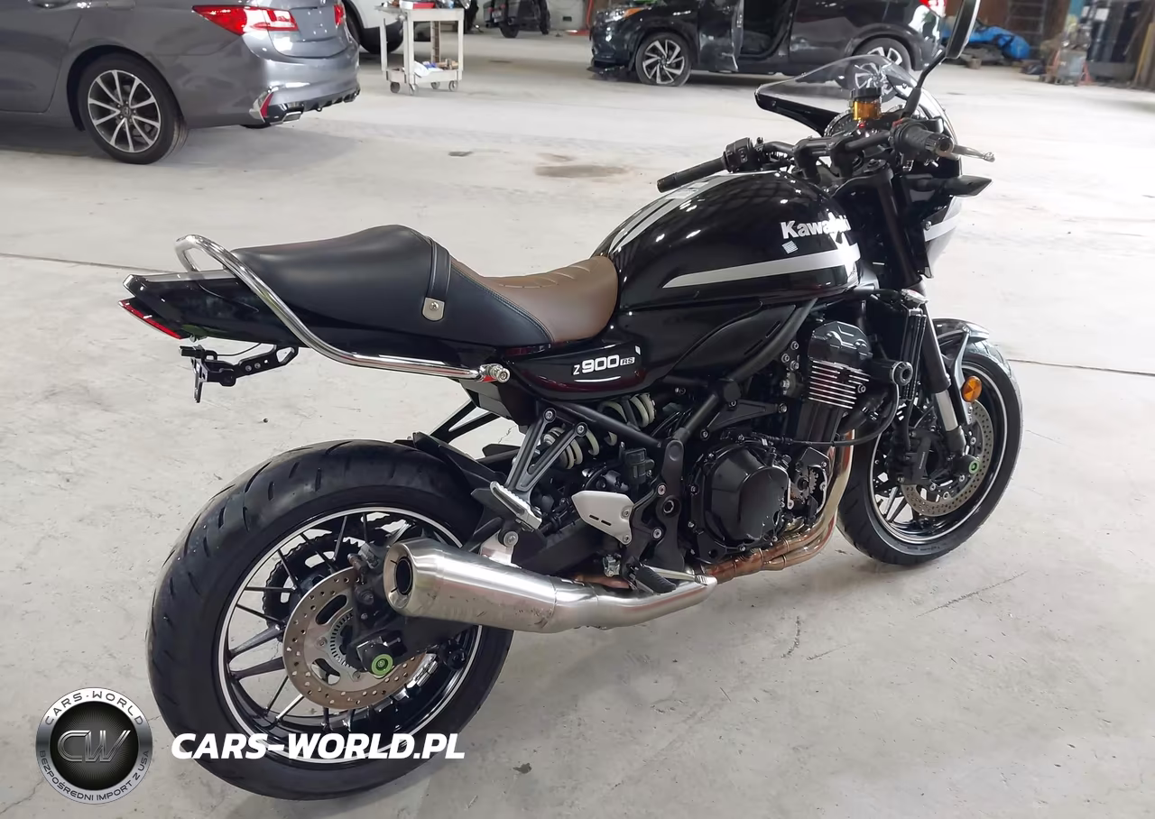 2022 Kawasaki Zr900 VIN:JKAZR2E19NA010323 - 4