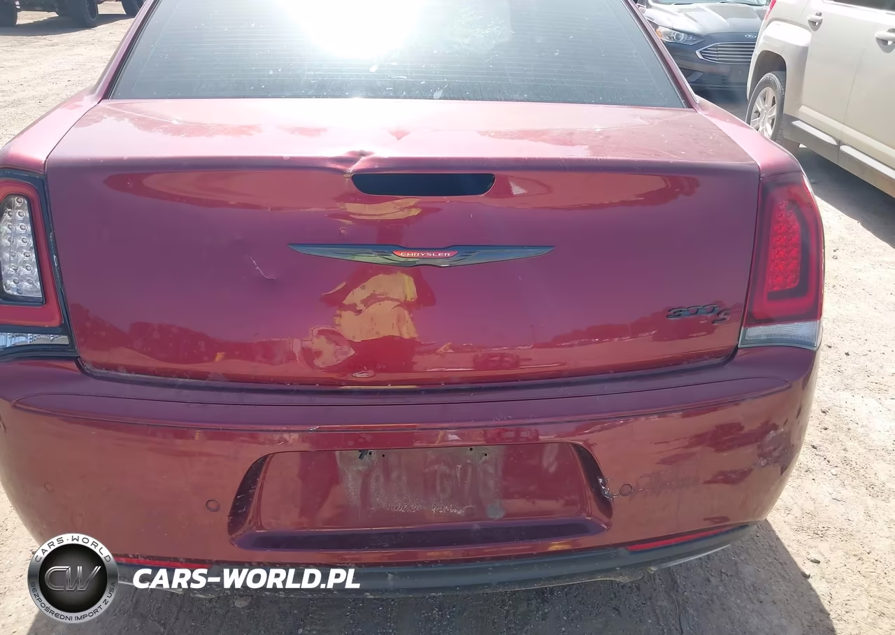 2021 Chrysler 300 VIN:2C3CCABG6MH537014 - 16