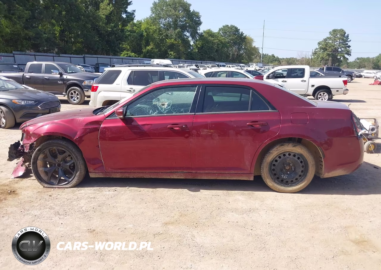 2021 Chrysler 300 VIN:2C3CCABG6MH537014 - 19