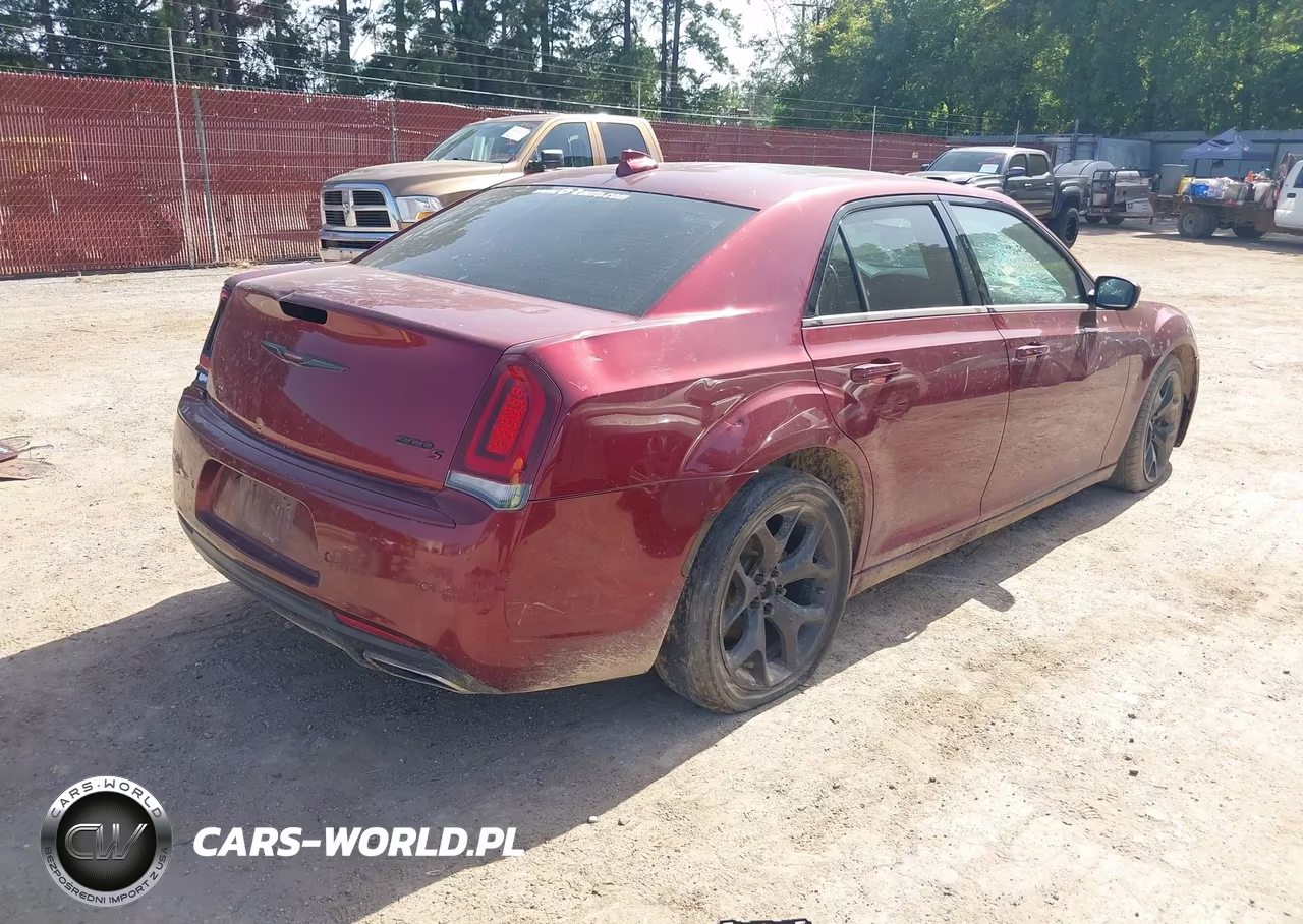 2021 Chrysler 300 VIN:2C3CCABG6MH537014 - 4
