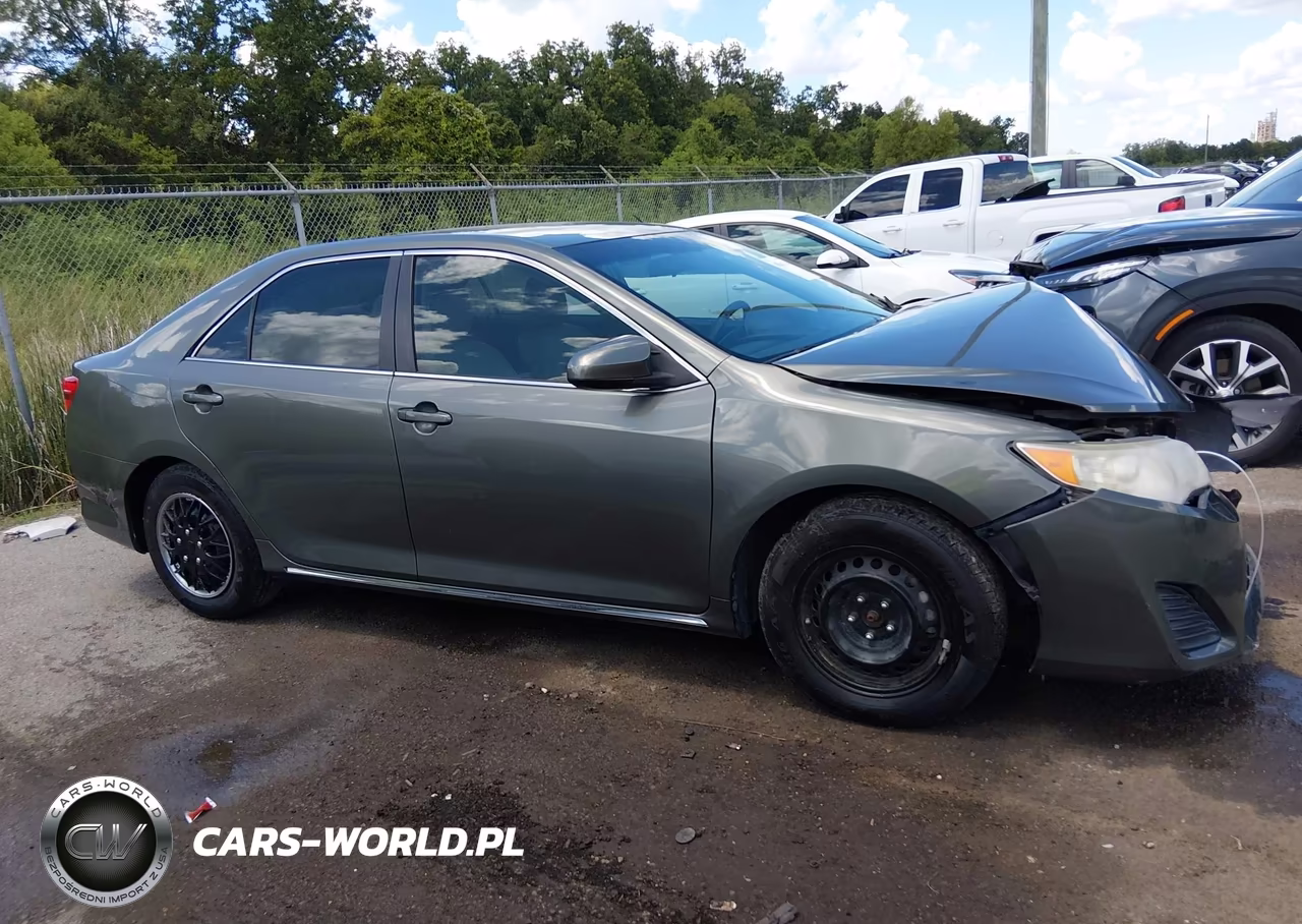 2012 Toyota Camry Le VIN:4T4BF1FK1CR157735 - 13