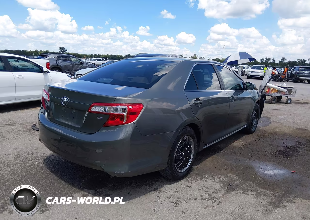 2012 Toyota Camry Le VIN:4T4BF1FK1CR157735 - 4