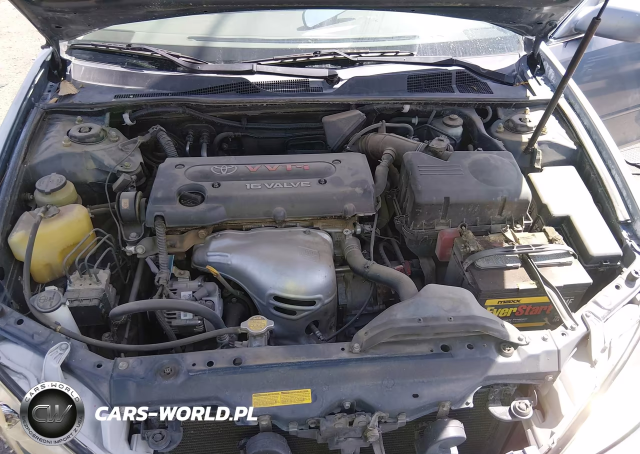 2002 Toyota Camry Le VIN:JTDBE32K120066439 - 10