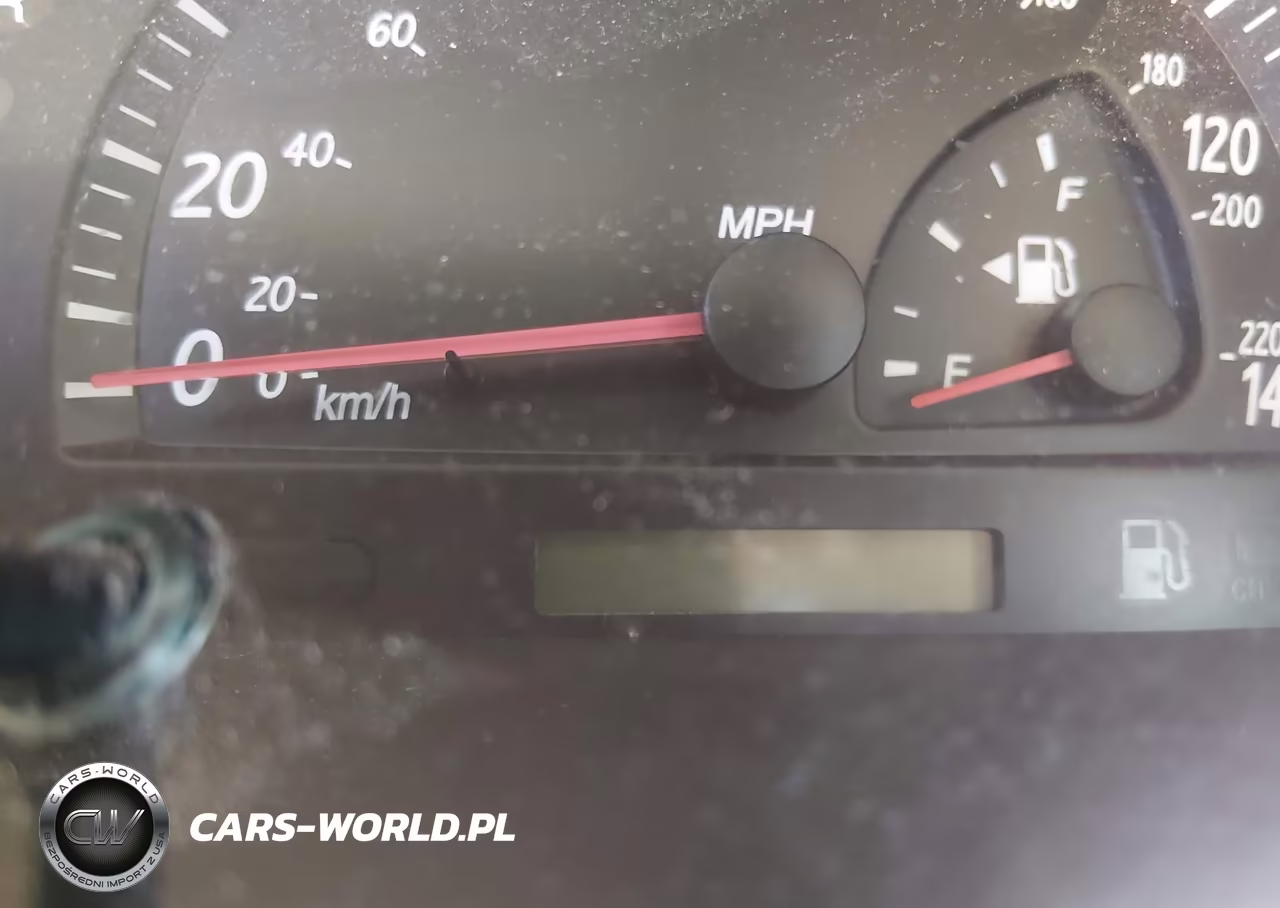 2002 Toyota Camry Le VIN:JTDBE32K120066439 - 14