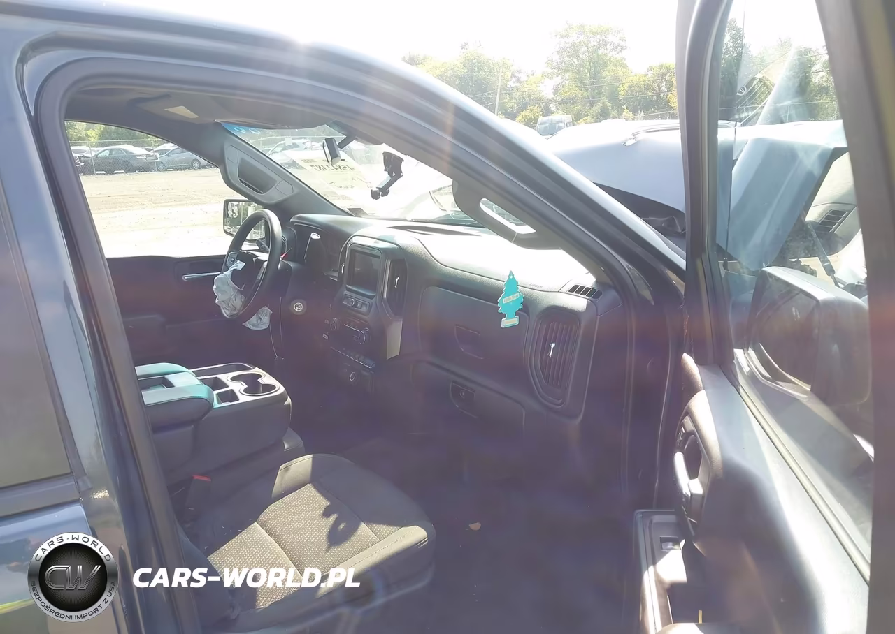 2020 Chevrolet Silverado 1500 4Wd Short Bed Custom VIN:3GCPYBEKXLG139064 - 5