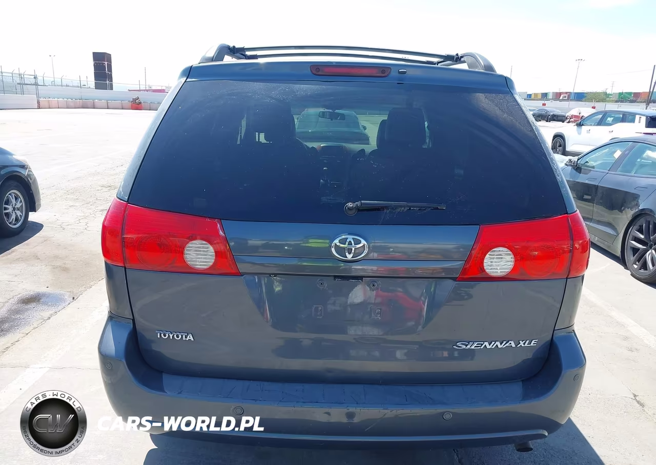 2010 Toyota Sienna Xle VIN:5TDYK4CC5AS332766 - 16