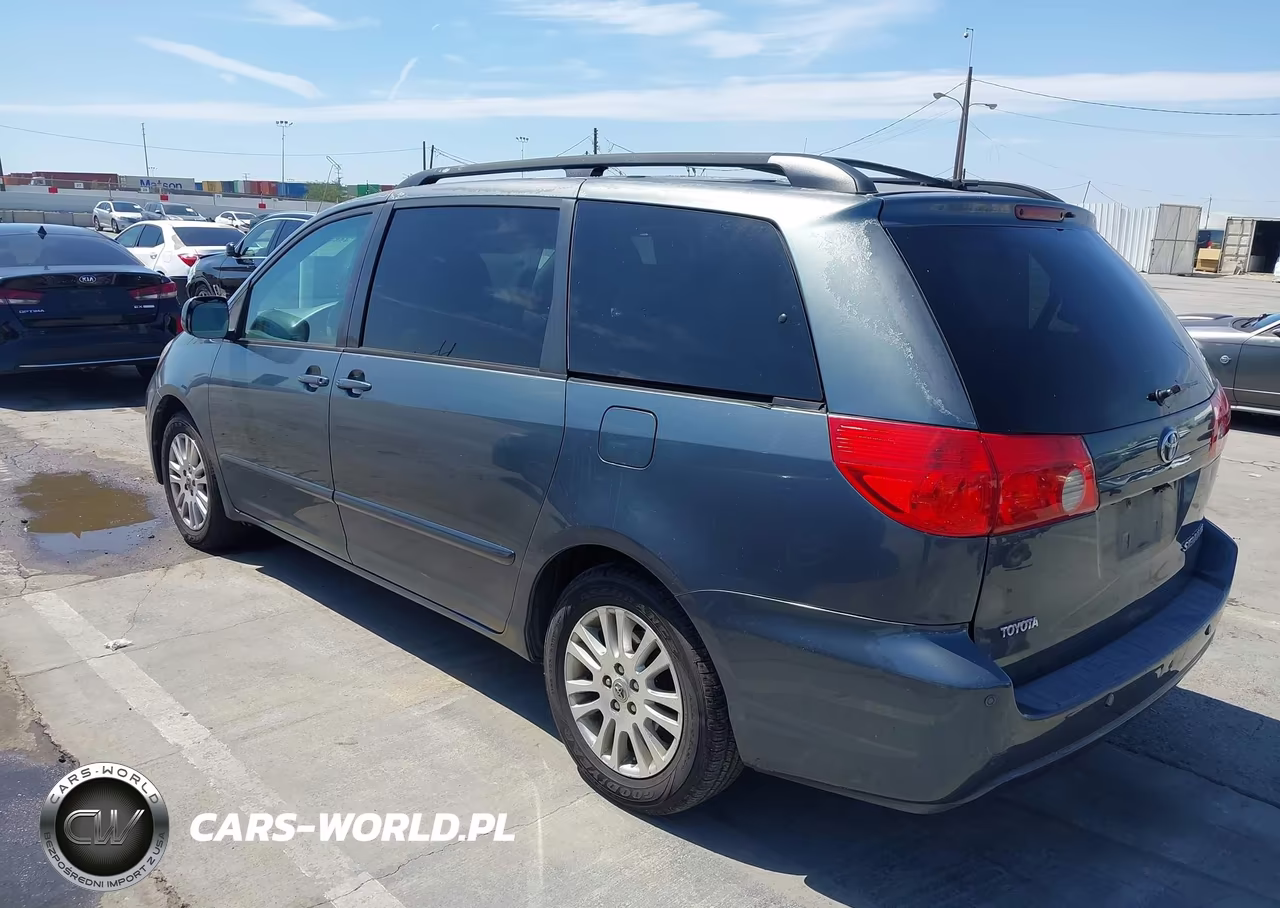 2010 Toyota Sienna Xle VIN:5TDYK4CC5AS332766 - 3