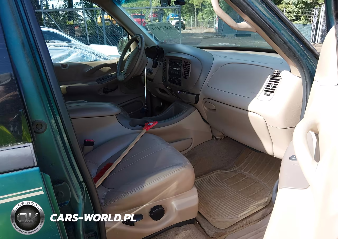 1998 Ford Expedition Eddie Bauer-Xlt VIN:1FMPU18L9WLA85544 - 5