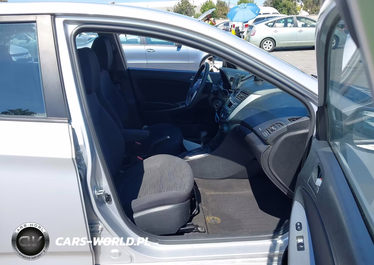 2016 Hyundai Accent Se VIN:KMHCT5AE8GU281121 - 5