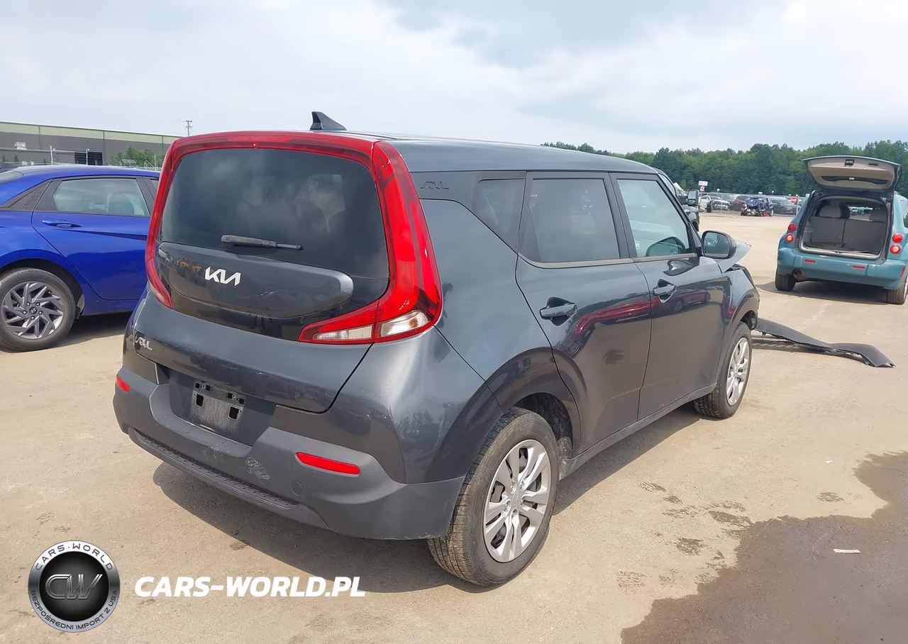 2022 Kia Soul Lx VIN:KNDJ23AU0N7807053 - 4