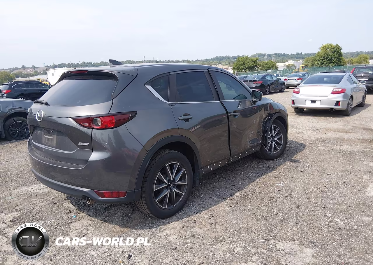 2018 Mazda Cx-5 Touring VIN:JM3KFACM1J0300389 - 4