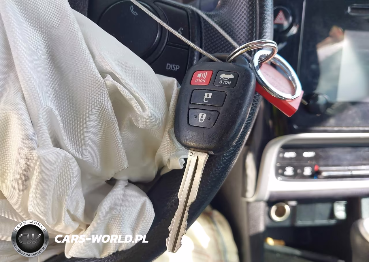 2017 Toyota Corolla Le VIN:5YFBURHE0HP678850 - 11