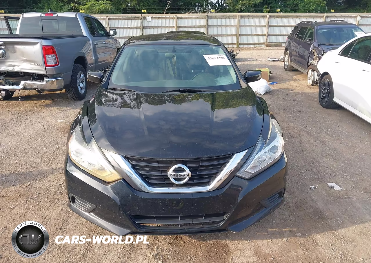 2018 Nissan Altima 2.5 S VIN:1N4AL3AP5JC475836 - 12