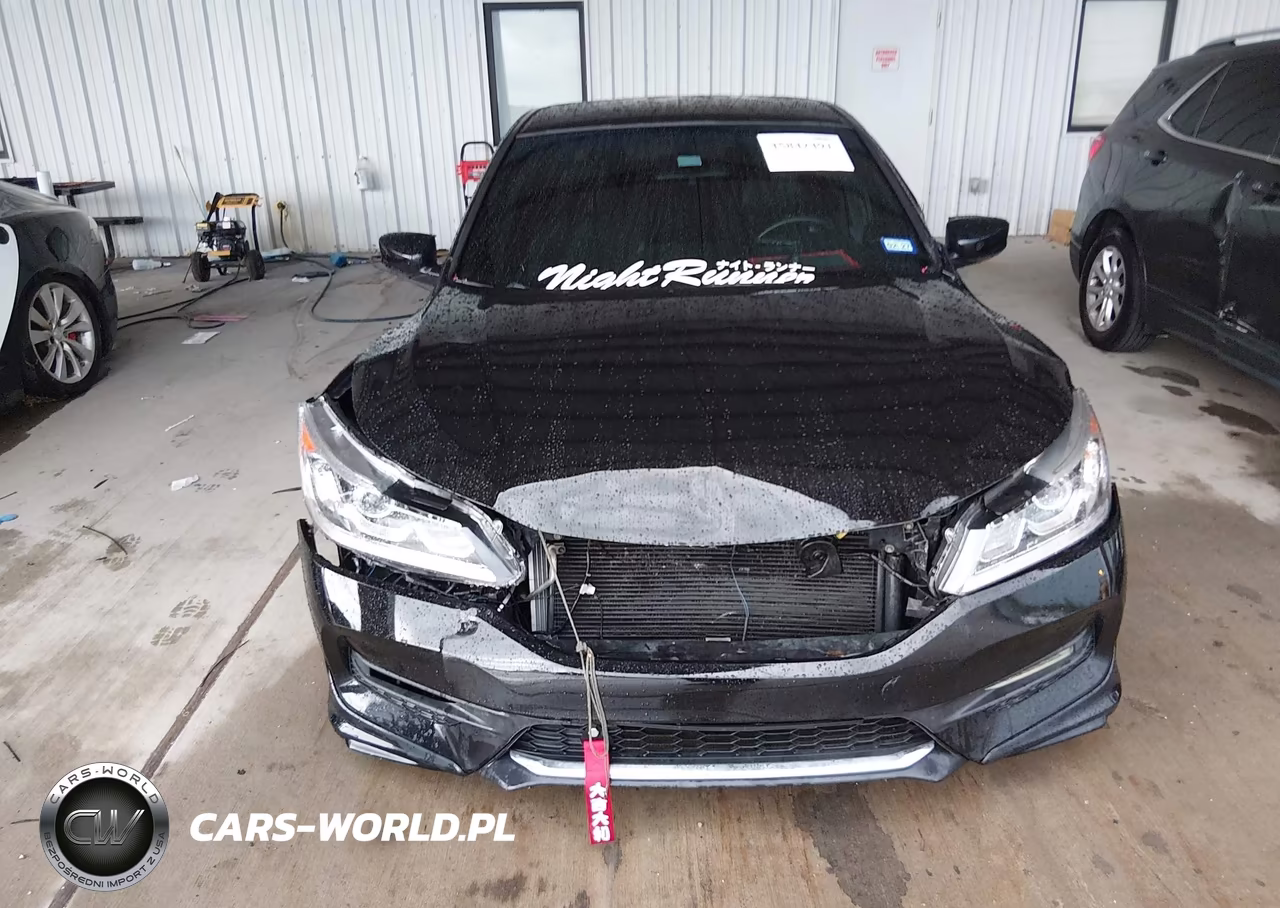 2017 Honda Accord Sport VIN:1HGCR2F5XHA108392 - 12