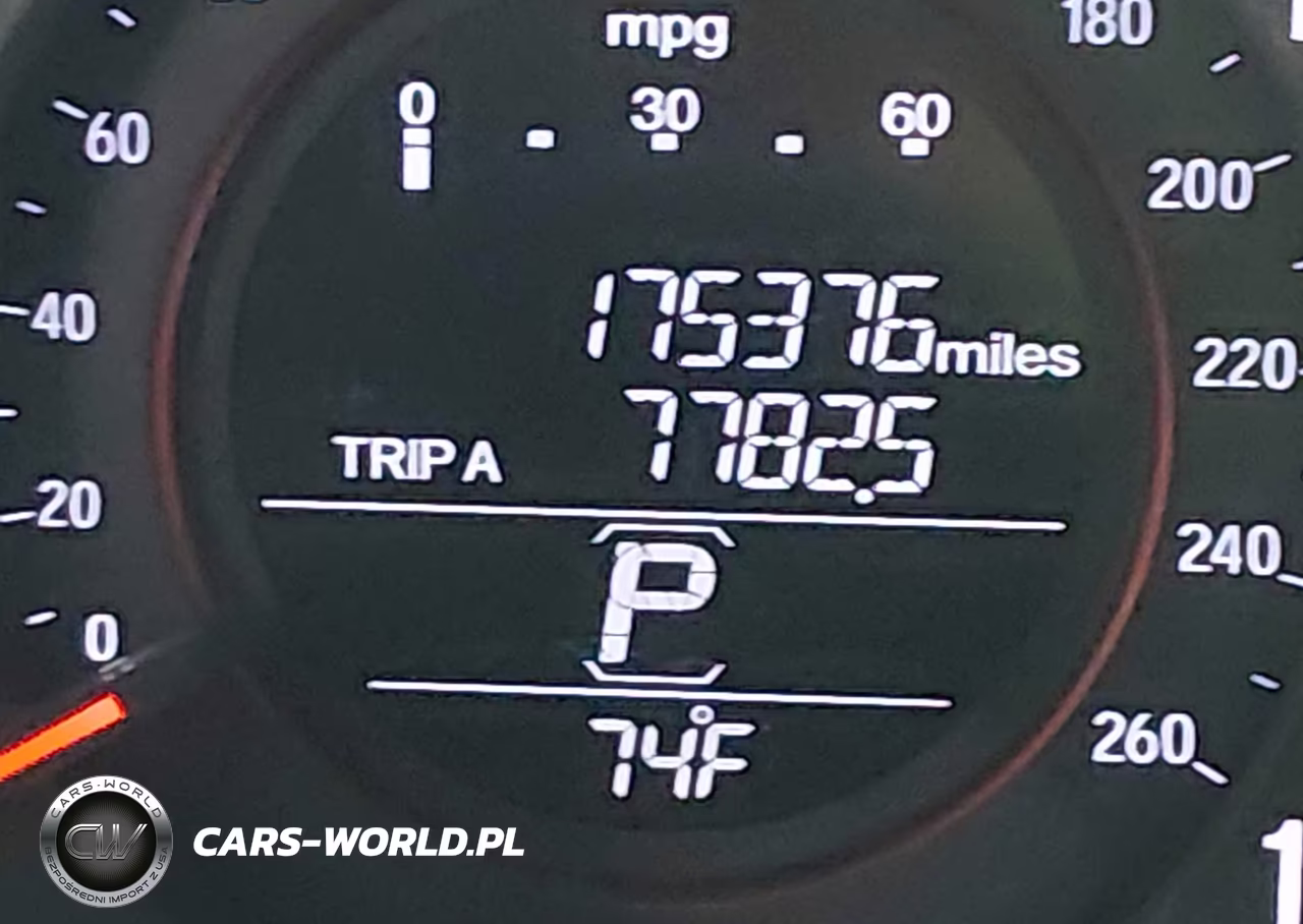 2017 Honda Accord Sport VIN:1HGCR2F5XHA108392 - 7